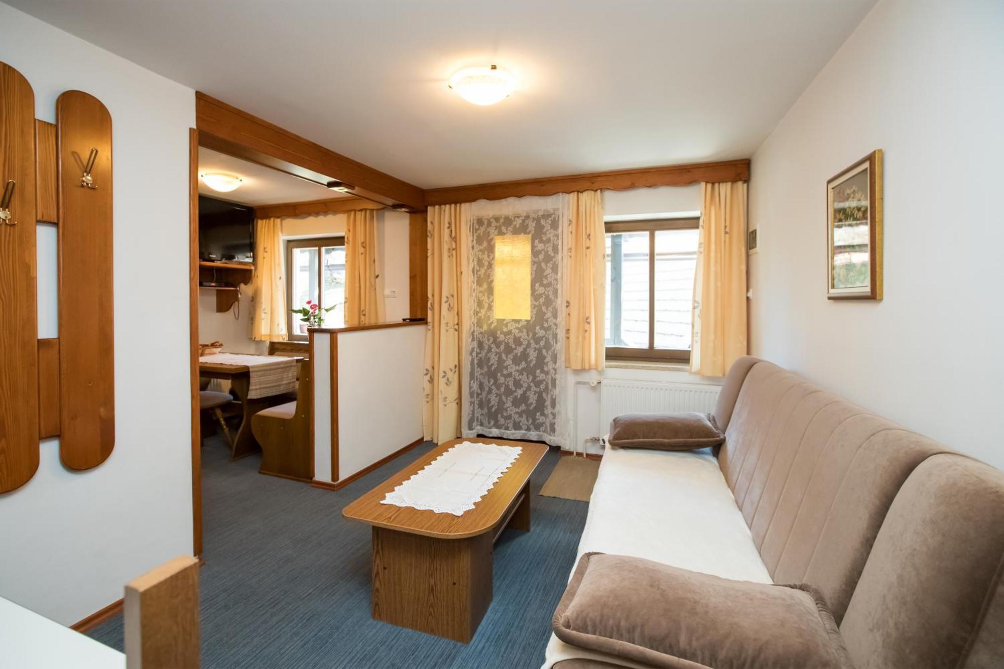 Apartmaji Hodnik Stara Fuzina ボーヒニ エクステリア 写真